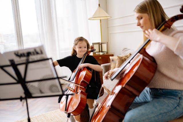 Music instructor jobs for violinists at Groove Academy